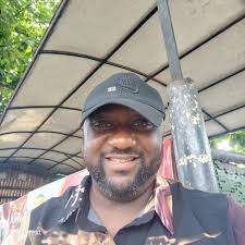 stress can make you confused 🤔 Do you know that I entered a taxi 🚕 today  and I forgot to sit down 🤣💔😝 ije uwam