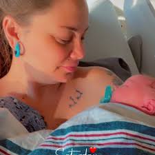 Should I evacuate or stay in Sanford, Florida during a hurricane?