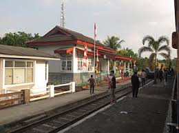 Pinjaman atau loan kereta merupakan salah satu kategori pinjaman yang dilakukan oleh peminjam untuk melakukan tujuan pembelian kereta. Stasiun Peninjawan Wikipedia Bahasa Indonesia Ensiklopedia Bebas