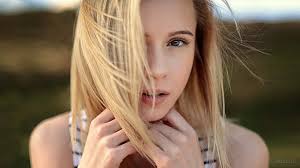 Today blonde hair color on the dark skin is taking their rightful place among the huge variety of hair colors. Hd Wallpaper Women Blonde Face Dark Eyes Women Outdoors Portrait Hair In Face Wallpaper Flare