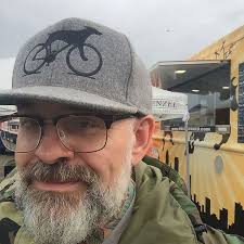 grill is hot and I'm warm and toasty. #rainyday #selfie #…