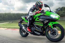 สำหร บใครท รอ kawasaki ร นใหม ป 2018 จากงาน eicma ซ งทาง kawasaki ไทยก ได ทำการย นย นราค มอเตอร ไซค คาวาซาก ซ ปเปอร ไบค สปอร ตไบค