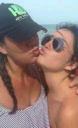 Nicole Cheatham's Instagram, Twitter & Facebook