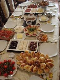 Fusun Un Kahvalti Sofrasi Breakfast Presentation Food Presentation Food Platters