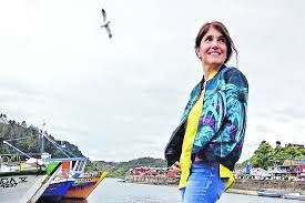 El jueves 29 de octubre de 2015 se transmitió el último episodio de diomedes, el cacique de la junta, en el cual registró 10.7 de índice de audiencia personas. Manifiesto Paula Narvaez Vocera De Gobierno La Tercera