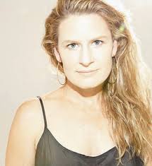 About Anne Maree Higgins