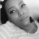 Chelsie Hurst's Instagram, Twitter & Facebook