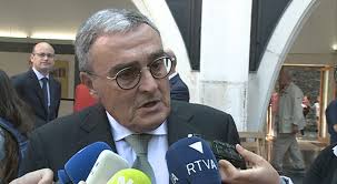 Àngel Ros apunta l'inici del 2019 per poder fer vols nocturns a l'aeroport  d'Andorra-laSeu