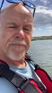 Gday I'm Michelle, I'm from the Gold Coast, Australia, I retired early as  my brother passed away at 62 and my sister passed at 65, that was a real  wake up call