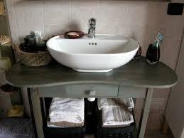 Purtroppo i mobili bagno, anche i più semplici, costicchiano. Mobili Bagno Leroy Merlin Mobili Economici