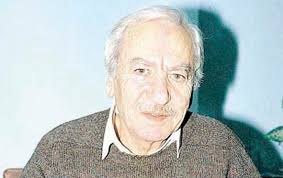Akşehir'de dünyaya gelen tarık buğra i̇lk ve ortaokulu akşehir'de okudu. Tarik Bugra Nin Dili Tum Sahiciligiyle Kusatti