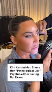 Amanda Seyfried could've been popular.