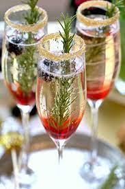 22 champagne cocktails for a crowd credit: 16 Easy And Simple Christmas Drinks Ideas Christmas Cocktails Wedding Signature Drinks Christmas Drinks Christmas Cocktails