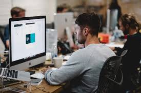 How much money can i expect to make as a graphic designer? How Much Money Do Graphic Designers Make A Month Blue Sky Online Graphic Design School