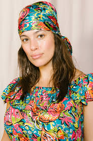 They're here to play darts. Ashley Graham S Guide To Holiday Travel Packing Makeup Tricks Self Care Tips And More Vogue