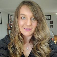 Disney Princess Enchanted vanity: comes with Tiera, comb, and Princess  Belle wand. All buttons and sounds work. Public Exchange at Poynette PD  safe exchange space.