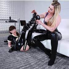 Therubberblackcat