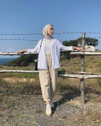 tips fashion hijab muslimah bertubuh pendek | tanty rahayu. 9 Ootd Hijab Buat Pemilik Tubuh Kurus Anti Alay Dan Dijamin Modis