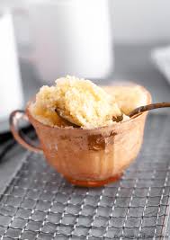 Simple vanilla mug cake that's quick and easy to make! This Easy Vanilla Mug Cake Is Made In The Microwave And Is So Light And Fluffy Mugcake Vanilla Easy Microwave Mug Recipes Vanilla Mug Cakes Mug Cake