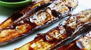 Nggak Cuma Ikan Bandeng Bakar Atau Ayam Bakar Saja Yang Enak Dibumbu Kecap Manis Asal Tahu Saja Terong Segar Juga Enak Lho D Baked Eggplant Baking Teriyaki