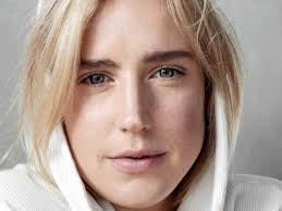 Rugby player became known as a talented flyhalf for the brumbies. Ellyse Perry Wiki Height Age Facts Biography Net Worth Tg Time