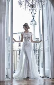Gli abiti da sposa vintage sono di tendenza, perché hanno un design elegante e bohémien che esalta la silhouette e valorizza ancora di più la bellezza naturale di ogni sposa. 50 Vestiti Da Sposa Vintage Quale Sara Il Tuo Abiti Da Sposa In Organza Laccio Abito Da Sposa Abiti Da Sposa