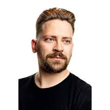 Spencer Layton's Instagram, Twitter & Facebook