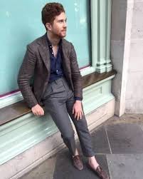 We did not find results for: Comment Porter Des Mocassins En Cuir 110 Tenues Et Looks Lookastic France