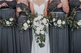 Check out these 14 beautiful nontraditional bridal bouquets. 24 Non Traditional Wedding Bouquets To Excite You Chicwedd