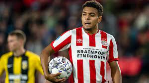 Katso, millaisia toimintoja sivua hallinnoivat ja sisältöä julkaisevat ihmiset tekevät. Psv Eindhoven Donyell Malen Schnurt Historischen Funferpack Goal Com
