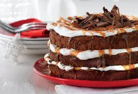 Torte Etagee Au Chocolat Aux Pacanes Et Au Caramel Recettes De Cuisine Nourriture Gateau Chocolat Caramel