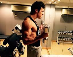 Entdecke die filmographie von mario casas. Mario Casas Se Pone Cachas Para Su Pelicula Toro As Com