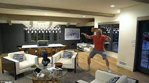 Logan paul gives an emotional locker room interview after his controversial points decision loss to locker room interview with youtuber ksi after he beat fellow star logan paul in their boxing. Youtube Star Logan Paul Buys 6 55 Million Encino Estate Logan Paul Home Grand Designs