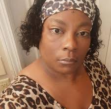 Daisy Iverson's Instagram, Twitter & Facebook