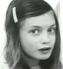 Psy 4, Genie, wat hebben ze met je gedaan?