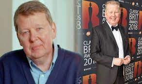 Bill turnbull has revealed he ignored symptoms before being diagnosed with terminal prostate cancer. Bill Turnbull 2019 Bbc Star Addresses Appearance During Cancer Battle After Ending Chemot Celebrity News Showbiz Tv Express Co Uk