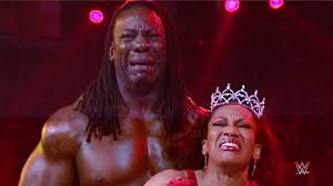 He was played by an actor named chris hollyfield, who once played the little version of booker t. Wwe Boogeyman Rewatches His Wormy Wrestlemania Kiss Facebook