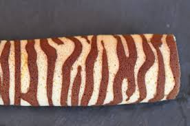 Roule Zebre Zebra Roll Cake Blog Cuisine Avec Du Chocolat Ou Thermomix Mais Pas Que Recette Roule Gateau Roule Dessert