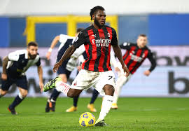 Ac milan are unbeaten in 4 matches towards sampdoria coming into the serie a opener this weekend. Sampdoria Milan Kessie Il Sogno Andare In Champions League Football Addict