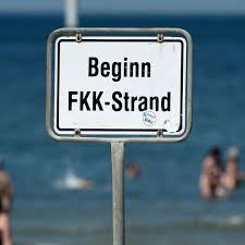 Prüdes Deutschland? Experte sieht Veränderung durch Körperkult bei Instagram