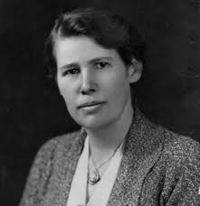 A Brief History of Queen's University and the Physics Department