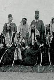 والأمير محمد من مواليد 2 أكتوبر 1940 وهو الابن الثاني للعاهل الأردني الثاني، الملك الراحل، طلال بن عبد الله، والملكة زين الشرف. Ø³ÙŠÙ†Ø§Ø±ÙŠÙˆ ØªØ®ÙŠÙ„ÙŠ Ø§Ù„Ù…Ù…Ù„ÙƒØ© Ø§Ù„Ø¹Ø±Ø¨ÙŠØ© Ø§Ù„Ø±Ø´ÙŠØ¯ÙŠØ© ØªØ­ÙƒÙ… Ø¨Ù„Ø§Ø¯ Ø§Ù„Ø­Ø¬Ø§Ø² Ø¥Ø¶Ø§Ø¡Ø§Øª