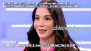 Paola di benedetto è originaria di vicenza, dove è nata l'8 gennaio 1995 (sotto il segno del capricorno) e dove ha trascorso gran parte della sua gentili, in seguito, è stato scelto per il grande fratello di barbara d'urso e lì ha trovato l'amore. Pomeriggio 5 Paola Di Benedetto Smentisce La Riportata Crisi Con Il Fidanzato Federico Rossi Come Tutte Le Coppie Succede Che Ci Sono Dei Litigi E Delle Incomprensioni Chiccose Doc