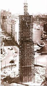 Se por dentro o acesso é proibido, o arredor do obelisco é o ponto de encontro para diversos protestos e comemorações. Obelisco De Buenos Aires Wikipedia La Enciclopedia Libre