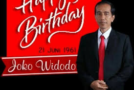 Tidak sekadar menyajikan berita, tapi juga beri kritik untuk pemerintah. Rayakan Ultah Jokowi Relawan Bagikan Nasi Tumpeng Republika Online