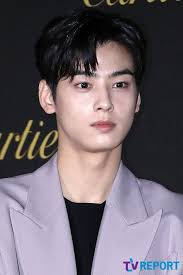차은우 탈모 심각한게, 지금 사진만 봐도 20대인데도 차은우 m자 탈모 진행사항이 보이는데 더 무서운건 차은우 할아버지 외할아버지 모두 대머리…. Tí¬í†  ì°¨ì€ìš° ëª…ë¶ˆí—ˆì „ ì–¼êµ´ì²œìž¬