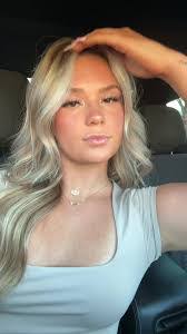 Savannah Hodge's Instagram, Twitter & Facebook