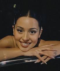 Edom Mesfin (edommesfin)