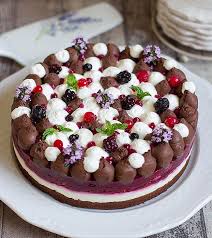Buon Compleanno Al Cioccolato E Frutti Di Bosco Idee Alimentari Torte Estive Cioccolato
