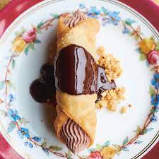 Jamie Oliver Chocolate Cannoli Jamie Cooks Italy Italian Dessert Recipe Jamie Oliver Italian Recipes Italian Food Restaurant Italian Desserts